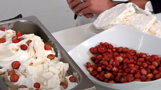 Viaggio di Gusto: il gelato al gusto Rosetta preparato da Pina Caruso